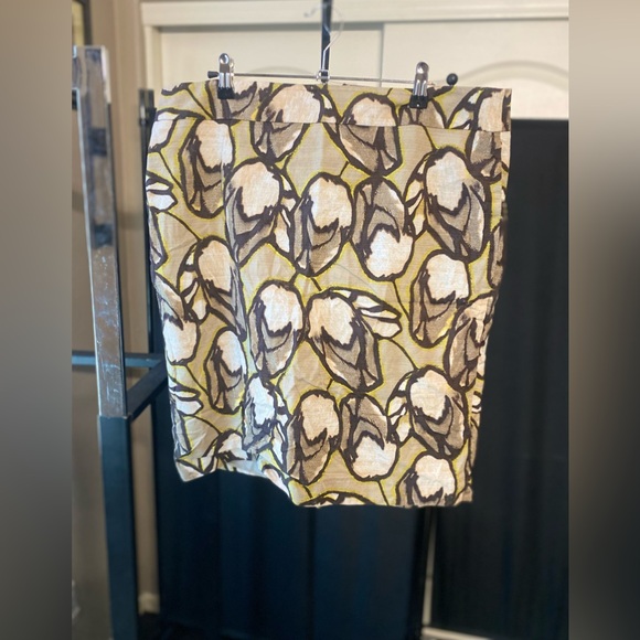Ann Taylor Petite Straight Skirt Beige Brown Desert Sand Yellow Floral Size - Picture 1 of 3